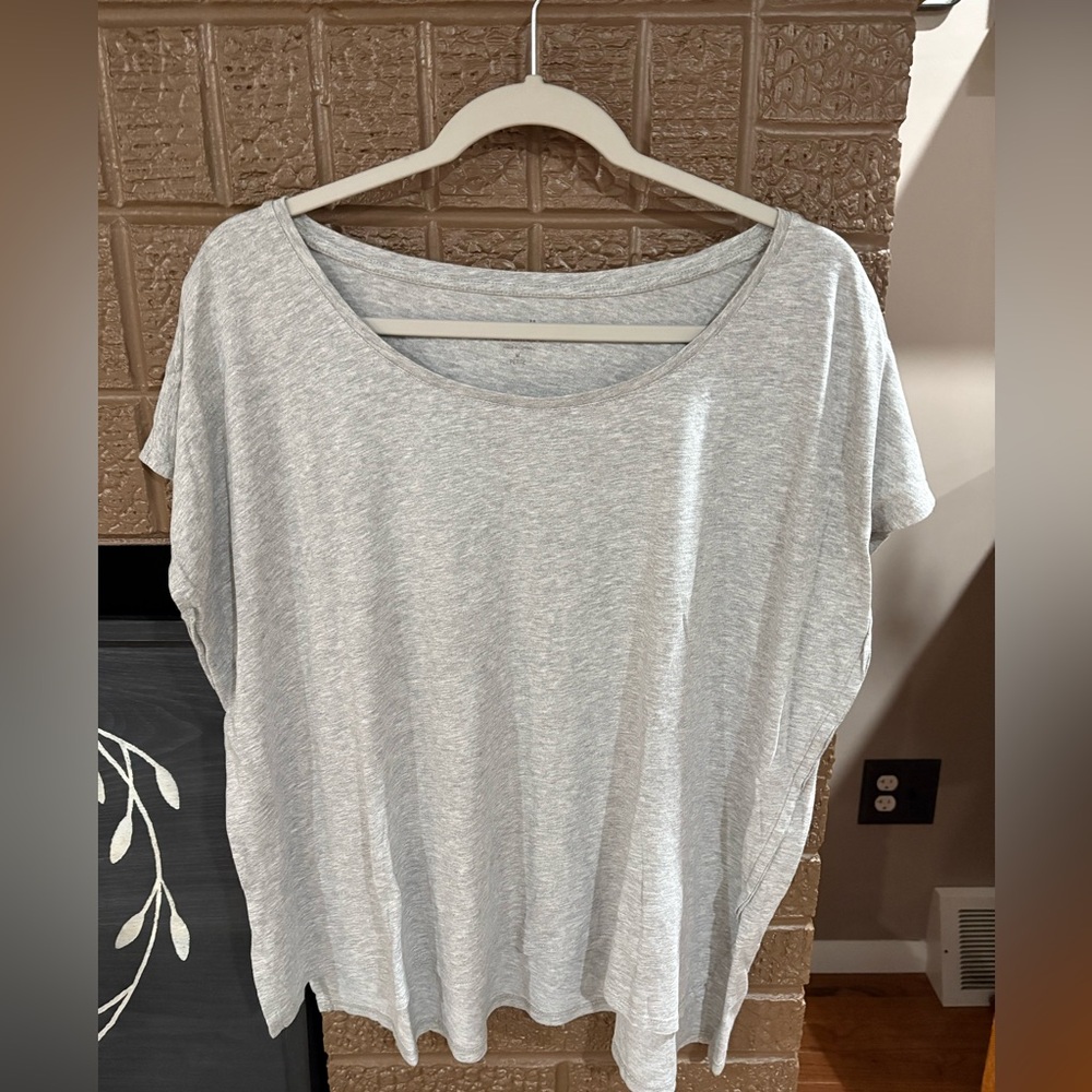 J. Jill Light Gray Short Sleeve Top